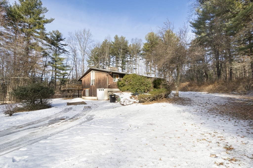 11 Brabrook, Acton, Massachusetts, 4 Bedrooms Bedrooms, 10 Rooms Rooms,2 BathroomsBathrooms,Residential,For Sale,Brabrook,73470537