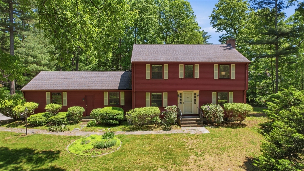 9 Deacon Hunt Drive, Acton, Massachusetts, 4 Bedrooms Bedrooms, 8 Rooms Rooms,2.5 BathroomsBathrooms,Residential,For Sale,Deacon Hunt Drive,73525263