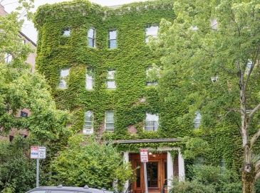 315 Harvard St., Cambridge, Massachusetts, 3 Bedrooms Bedrooms, 6 Rooms Rooms,1 BathroomBathrooms,Residential Lease,For Rent,Harvard St.,73534878