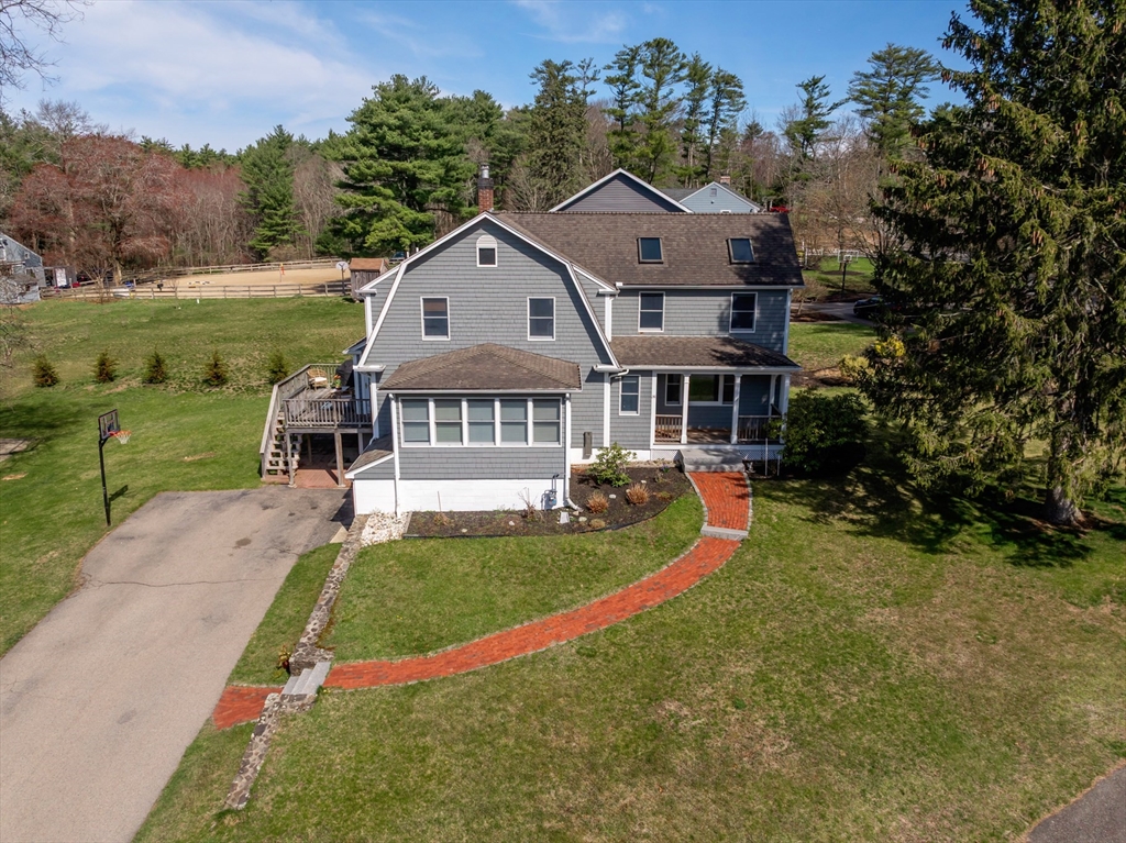 241 Sandy Hill Dr, Marshfield, Massachusetts, 3 Bedrooms Bedrooms, 8 Rooms Rooms,2 BathroomsBathrooms,Residential,For Sale,Sandy Hill Dr,73505376
