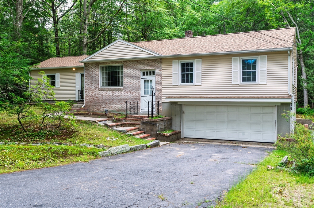 487 Fitchburg State Road, Ashby, Massachusetts, 3 Bedrooms Bedrooms, 6 Rooms Rooms,1.5 BathroomsBathrooms,Residential,For Sale,Fitchburg State Road,73544122