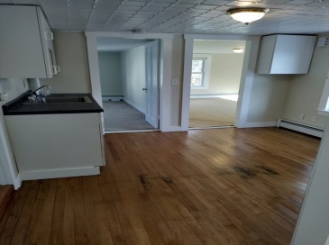 143 Chestnut St, Marlborough, Massachusetts, 2 Bedrooms Bedrooms, 5 Rooms Rooms,1 BathroomBathrooms,Residential Lease,For Rent,Chestnut St,73544175 143 Chestnut St, Marlborough, Massachusetts, 2 Bedrooms Bedrooms, 5 Rooms Rooms,1 BathroomBathrooms,Residential Lease,For Rent,Chestnut St,73544175