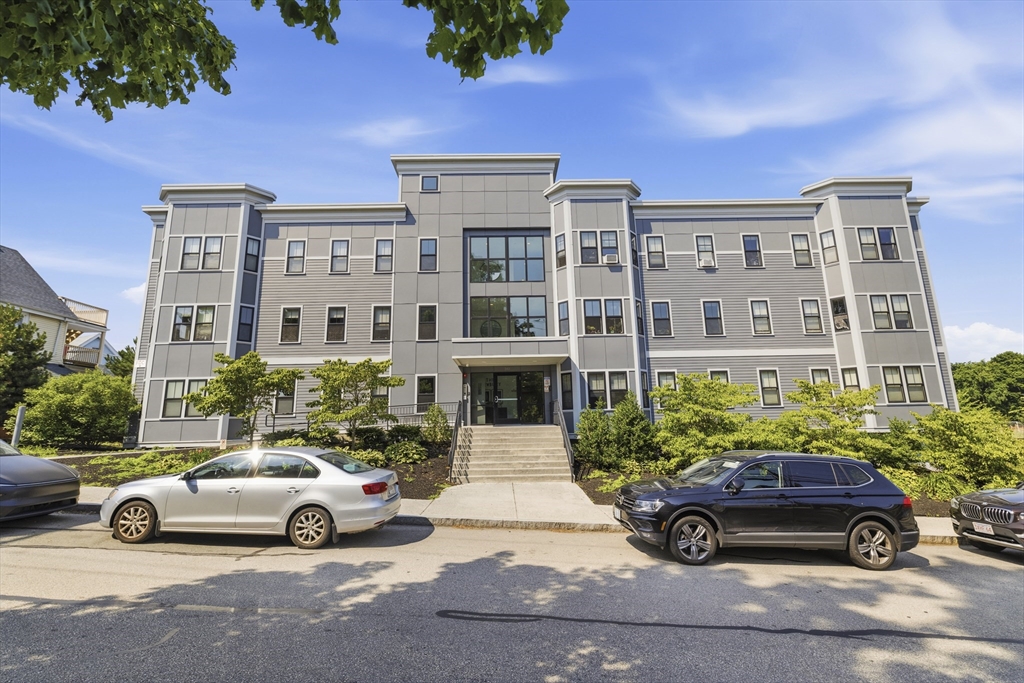 145 Newbury Avenue, Quincy, Massachusetts, 2 Bedrooms Bedrooms, 4 Rooms Rooms,2 BathroomsBathrooms,Residential Lease,For Rent,Newbury Avenue,73544186