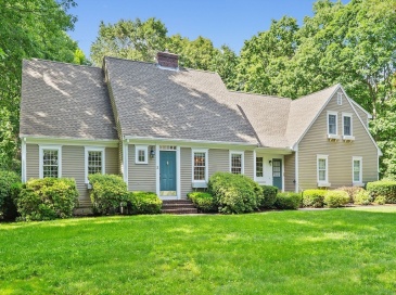 3 Vintage Way, Franklin, Massachusetts, 3 Bedrooms Bedrooms, 8 Rooms Rooms,2.5 BathroomsBathrooms,Residential,For Sale,Vintage Way,73537020