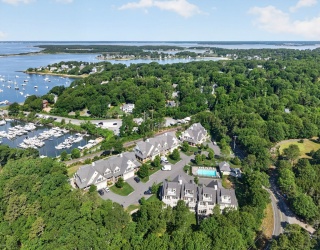 1090 Shore Road, Bourne, Massachusetts, 2 Bedrooms Bedrooms, 6 Rooms Rooms,3 BathroomsBathrooms,Residential,For Sale,Shore Road,73544207