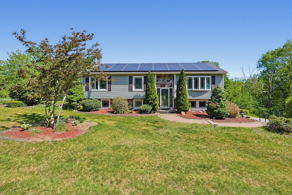 77 May Hill Rd, Monson, Massachusetts, 3 Bedrooms Bedrooms, 6 Rooms Rooms,2 BathroomsBathrooms,Residential,For Sale,May Hill Rd,73522002