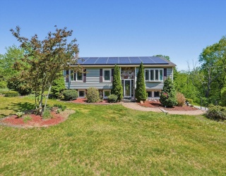 77 May Hill Rd, Monson, Massachusetts, 3 Bedrooms Bedrooms, 6 Rooms Rooms,2 BathroomsBathrooms,Residential,For Sale,May Hill Rd,73522002