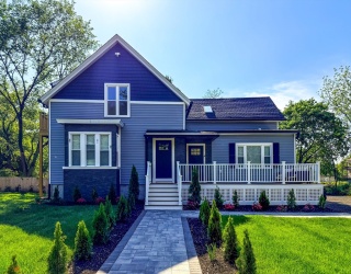55 Elbow St, Bellingham, Massachusetts, 5 Bedrooms Bedrooms, 12 Rooms Rooms,2 BathroomsBathrooms,Residential Income,For Sale,Elbow St,73522091