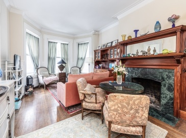 174 Commonwealth Ave, Boston, Massachusetts, 2 Bedrooms Bedrooms, 2 Rooms Rooms,1.5 BathroomsBathrooms,Residential,For Sale,Commonwealth Ave,73492457 174 Commonwealth Ave, Boston, Massachusetts, 2 Bedrooms Bedrooms, 2 Rooms Rooms,1.5 BathroomsBathrooms,Residential,For Sale,Commonwealth Ave,73492457