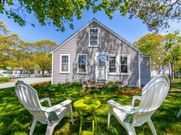 26 Wilson Ave, Bourne, Massachusetts, 2 Bedrooms Bedrooms, 5 Rooms Rooms,1 BathroomBathrooms,Residential,For Sale,Wilson Ave,73522792