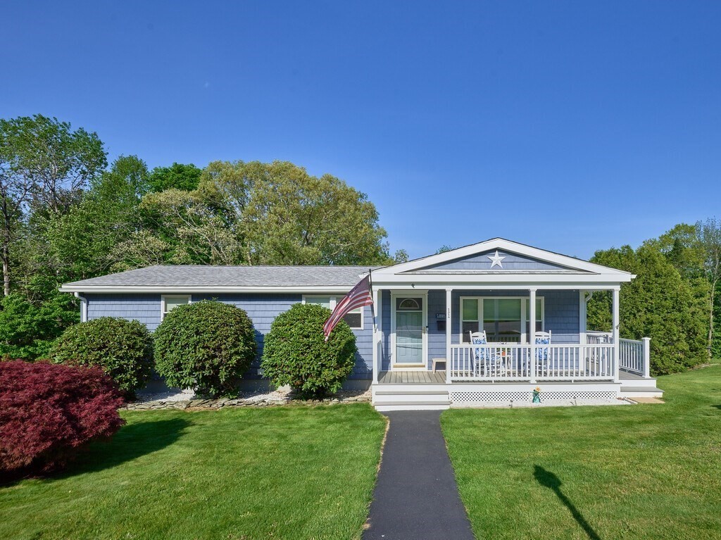 11 Summit Ter, North Brookfield, Massachusetts, 3 Bedrooms Bedrooms, 6 Rooms Rooms,2 BathroomsBathrooms,Residential,For Sale,Summit Ter,73513150
