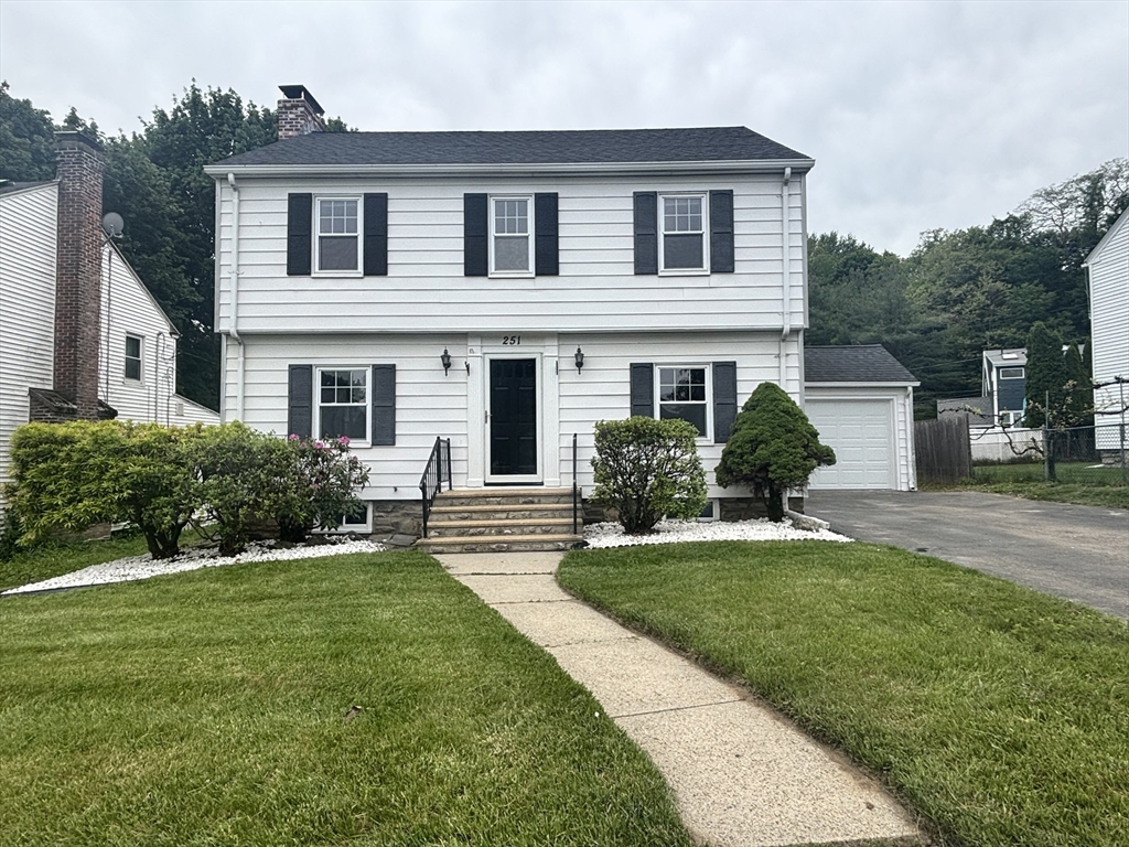 251 May St, Worcester, Massachusetts, 3 Bedrooms Bedrooms, 7 Rooms Rooms,1.5 BathroomsBathrooms,Residential,For Sale,May St,73523691