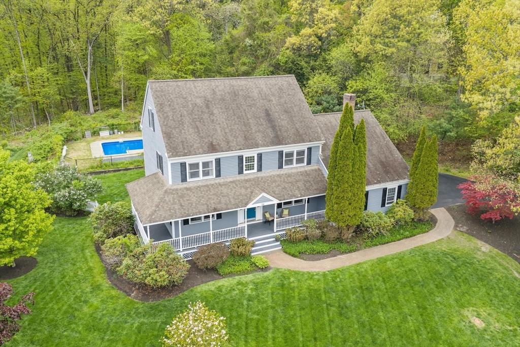 34 Patch Hill Rd, Boxborough, Massachusetts, 4 Bedrooms Bedrooms, 9 Rooms Rooms,2.5 BathroomsBathrooms,Residential,For Sale,Patch Hill Rd,73519667