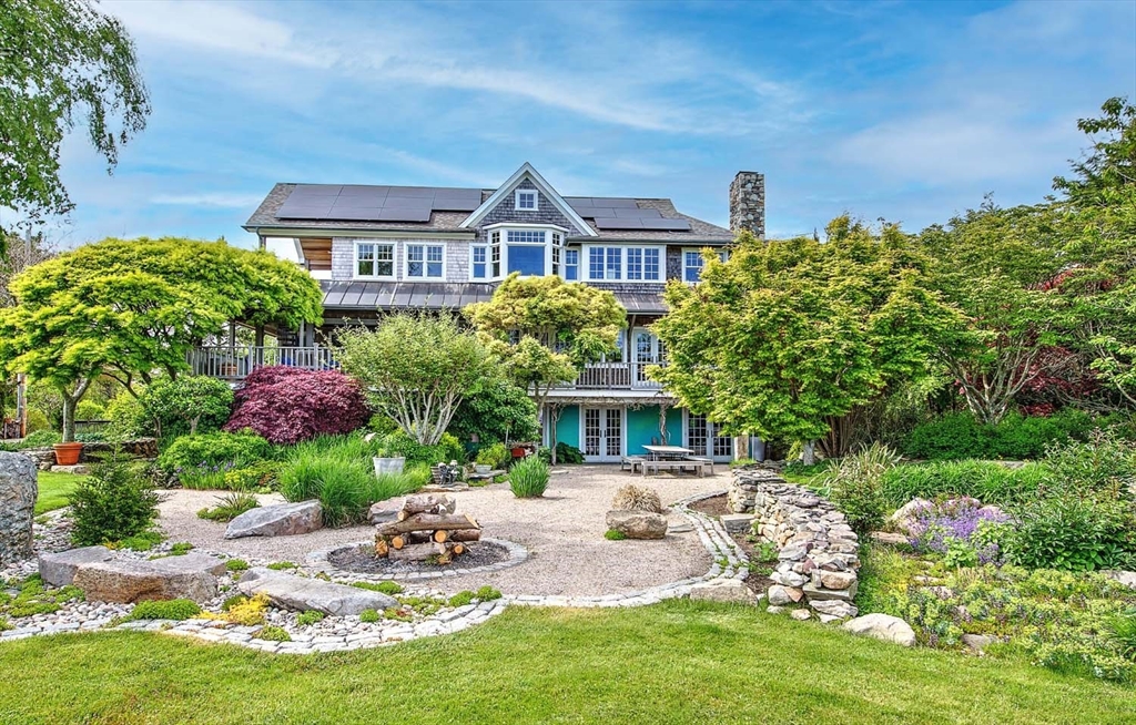 70 Third, Westport, Massachusetts, 3 Bedrooms Bedrooms, 7 Rooms Rooms,2.5 BathroomsBathrooms,Residential,For Sale,Third,73544215
