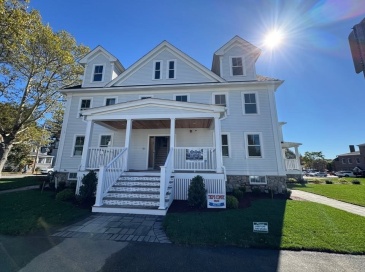 41 Elm Street, Andover, Massachusetts, 1 Bedroom Bedrooms, 3 Rooms Rooms,1 BathroomBathrooms,Residential Lease,For Rent,Elm Street,73544261
