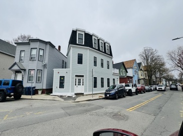 806 Saratoga, Boston, Massachusetts, 7 Bedrooms Bedrooms, 16 Rooms Rooms,6 BathroomsBathrooms,Residential Income,For Sale,Saratoga,73544281