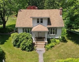 601 Wachusett Street, Holden, Massachusetts, 3 Bedrooms Bedrooms, 7 Rooms Rooms,2 BathroomsBathrooms,Residential,For Sale,Wachusett Street,73543133