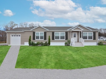 121 E. Washington St - Phase 3, North Attleboro, Massachusetts, 2 Bedrooms Bedrooms, 6 Rooms Rooms,2 BathroomsBathrooms,Residential,For Sale,E. Washington St - Phase 3,73544220