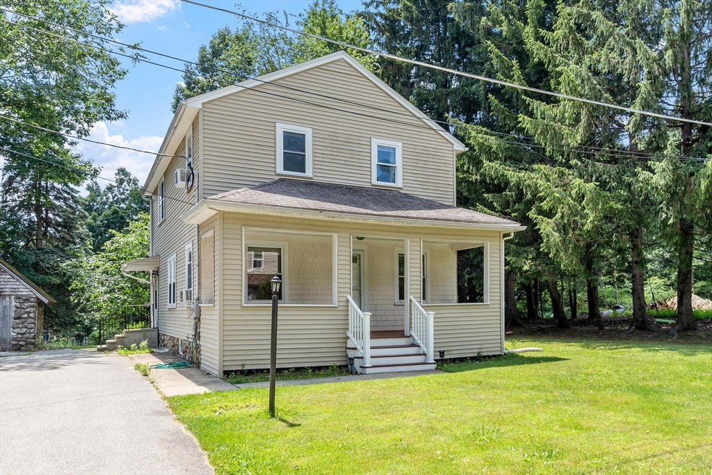 10 Birch Ave, Holden, Massachusetts, 4 Bedrooms Bedrooms, 6 Rooms Rooms,2 BathroomsBathrooms,Residential,For Sale,Birch Ave,73544335