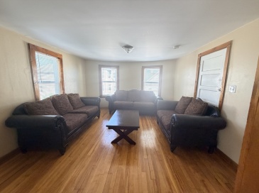 91 Ward St, Worcester, Massachusetts, 3 Bedrooms Bedrooms, 6 Rooms Rooms,1 BathroomBathrooms,Residential Lease,For Rent,Ward St,73544385 91 Ward St, Worcester, Massachusetts, 3 Bedrooms Bedrooms, 6 Rooms Rooms,1 BathroomBathrooms,Residential Lease,For Rent,Ward St,73544385