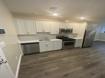 191 North Common, Lynn, Massachusetts, 1 Bedroom Bedrooms, 3 Rooms Rooms,1 BathroomBathrooms,Residential Lease,For Rent,North Common,73544397 191 North Common, Lynn, Massachusetts, 1 Bedroom Bedrooms, 3 Rooms Rooms,1 BathroomBathrooms,Residential Lease,For Rent,North Common,73544397