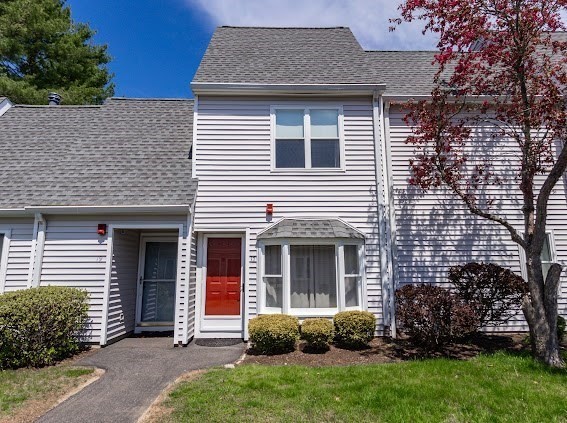 17 Mary Dyer Ln, Easton, Massachusetts, 2 Bedrooms Bedrooms, 5 Rooms Rooms,2 BathroomsBathrooms,Residential,For Sale,Mary Dyer Ln,73513290