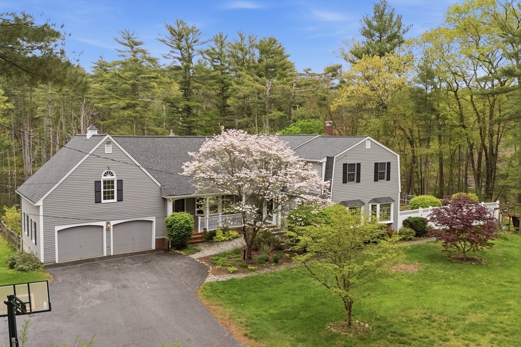 64 Jenkins Rd, Andover, Massachusetts, 3 Bedrooms Bedrooms, 10 Rooms Rooms,3.5 BathroomsBathrooms,Residential,For Sale,Jenkins Rd,73519084