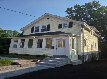 421 Belgrade, Boston, Massachusetts, 3 Bedrooms Bedrooms, 6 Rooms Rooms,1.5 BathroomsBathrooms,Residential Lease,For Rent,Belgrade,73544422