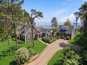 91 Plantingfield Way, Edgartown, Massachusetts, 5 Bedrooms Bedrooms, 8 Rooms Rooms,5 BathroomsBathrooms,Residential,For Sale,Plantingfield Way,73544426