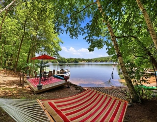 85 Otter Point Rd, Westfield, Massachusetts, 2 Bedrooms Bedrooms, 5 Rooms Rooms,1 BathroomBathrooms,Residential,For Sale,Otter Point Rd,73544455