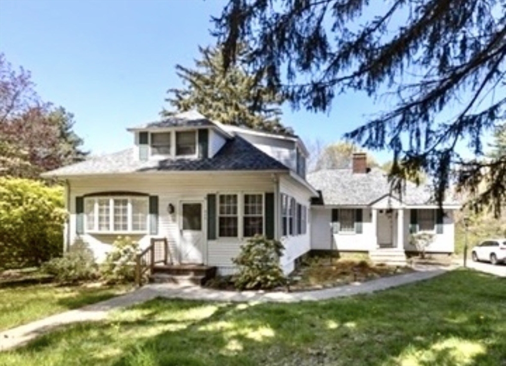 435A Walpole St., Canton, Massachusetts, 1 Bedroom Bedrooms, 4 Rooms Rooms,1 BathroomBathrooms,Residential Lease,For Rent,Walpole St.,73544473