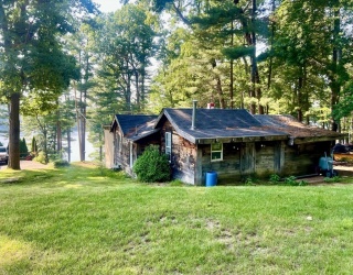 131 Gleason Ave, East Brookfield, Massachusetts, 2 Bedrooms Bedrooms, 5 Rooms Rooms,1 BathroomBathrooms,Residential,For Sale,Gleason Ave,73544482