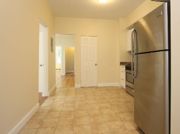 114 Everett St, Boston, Massachusetts, 4 Bedrooms Bedrooms, 7 Rooms Rooms,1 BathroomBathrooms,Residential Lease,For Rent,Everett St,73544583