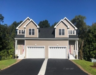281 Cottage St, Franklin, Massachusetts, 3 Bedrooms Bedrooms, 6 Rooms Rooms,2.5 BathroomsBathrooms,Residential Lease,For Rent,Cottage St,73544494