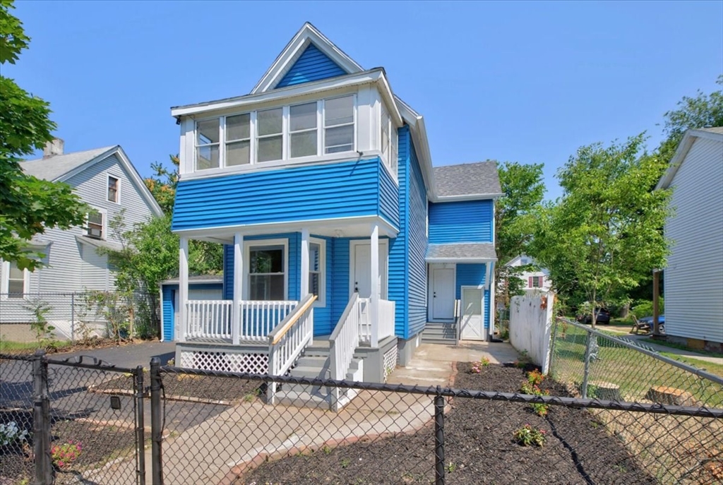 58 Greene St, Springfield, Massachusetts, 4 Bedrooms Bedrooms, 7 Rooms Rooms,1 BathroomBathrooms,Residential,For Sale,Greene St,73544497