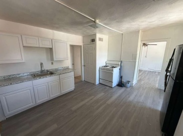 18 Alderman St, Springfield, Massachusetts, 3 Bedrooms Bedrooms, 5 Rooms Rooms,1 BathroomBathrooms,Residential Lease,For Rent,Alderman St,73544522 18 Alderman St, Springfield, Massachusetts, 3 Bedrooms Bedrooms, 5 Rooms Rooms,1 BathroomBathrooms,Residential Lease,For Rent,Alderman St,73544522