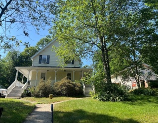 907 Gay St, Westwood, Massachusetts, 3 Bedrooms Bedrooms, 6 Rooms Rooms,1.5 BathroomsBathrooms,Residential Lease,For Rent,Gay St,73544539