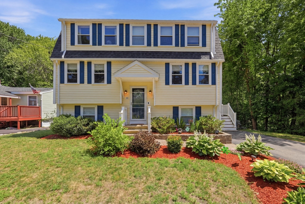 18 Tremont St, Billerica, Massachusetts, 5 Bedrooms Bedrooms, 9 Rooms Rooms,3 BathroomsBathrooms,Residential,For Sale,Tremont St,73544619