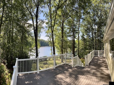 70 Beach St, Foxboro, Massachusetts, 3 Bedrooms Bedrooms, 9 Rooms Rooms,2 BathroomsBathrooms,Residential Lease,For Rent,Beach St,73544649