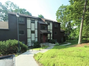 76 Highwood Dr, Franklin, Massachusetts, 2 Bedrooms Bedrooms, 4 Rooms Rooms,1 BathroomBathrooms,Residential Lease,For Rent,Highwood Dr,73544635