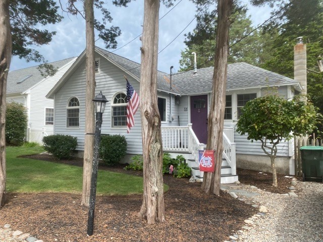 54 Everett, Marshfield, Massachusetts, 2 Bedrooms Bedrooms, 5 Rooms Rooms,1 BathroomBathrooms,Residential Lease,For Rent,Everett,73544667