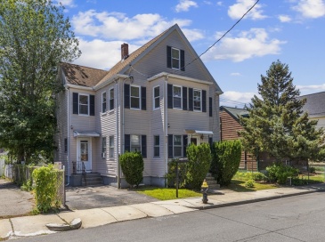 52 Chesterfield, Boston, Massachusetts, 4 Bedrooms Bedrooms, 8 Rooms Rooms,2 BathroomsBathrooms,Residential Income,For Sale,Chesterfield,73544665 52 Chesterfield, Boston, Massachusetts, 4 Bedrooms Bedrooms, 8 Rooms Rooms,2 BathroomsBathrooms,Residential Income,For Sale,Chesterfield,73544665