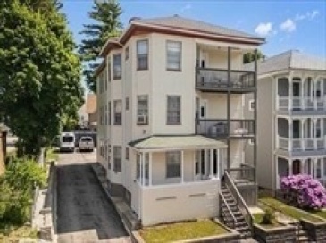7 Wyman St, Worcester, Massachusetts, 3 Bedrooms Bedrooms, 6 Rooms Rooms,1 BathroomBathrooms,Residential Lease,For Rent,Wyman St,73544767