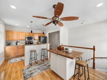 121 Homestead St, Boston, Massachusetts, 4 Bedrooms Bedrooms, 6 Rooms Rooms,3 BathroomsBathrooms,Residential Lease,For Rent,Homestead St,73544702