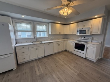 91 Second Street, Medford, Massachusetts, 3 Bedrooms Bedrooms, 6 Rooms Rooms,1 BathroomBathrooms,Residential Lease,For Rent,Second Street,73544710