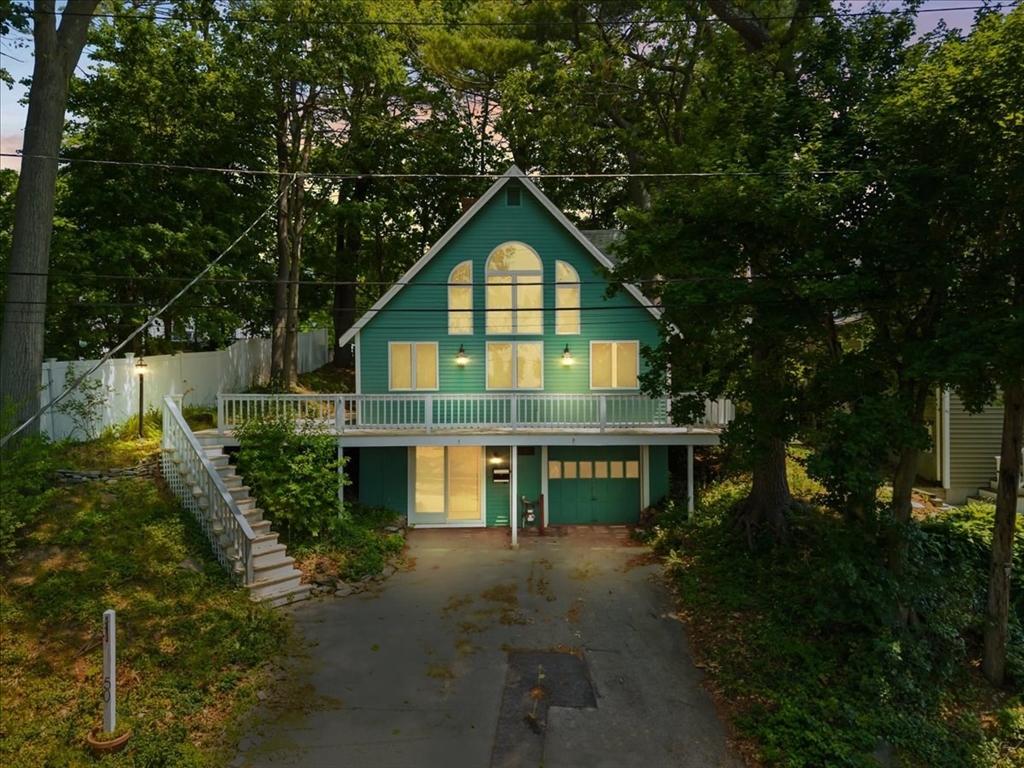 50 Pecksuot Road, Weymouth, Massachusetts, 3 Bedrooms Bedrooms, 5 Rooms Rooms,1.5 BathroomsBathrooms,Residential,For Sale,Pecksuot Road,73544807