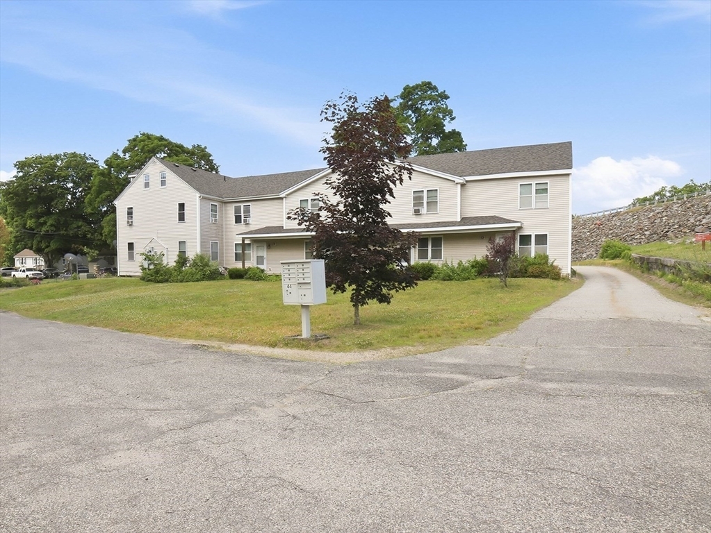 44 Howarth Rd, Oxford, Massachusetts, 2 Bedrooms Bedrooms, 6 Rooms Rooms,1.5 BathroomsBathrooms,Residential Lease,For Rent,Howarth Rd,73537909