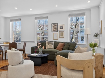17 Bowdoin St, Boston, Massachusetts, 2 Bedrooms Bedrooms, 5 Rooms Rooms,2 BathroomsBathrooms,Residential,For Sale,Bowdoin St,73483525