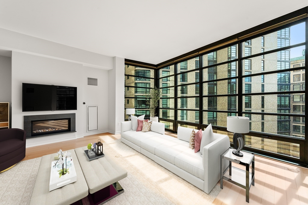 580 Washington St, Boston, Massachusetts, 2 Bedrooms Bedrooms, 4 Rooms Rooms,2 BathroomsBathrooms,Residential,For Sale,Washington St,73544786