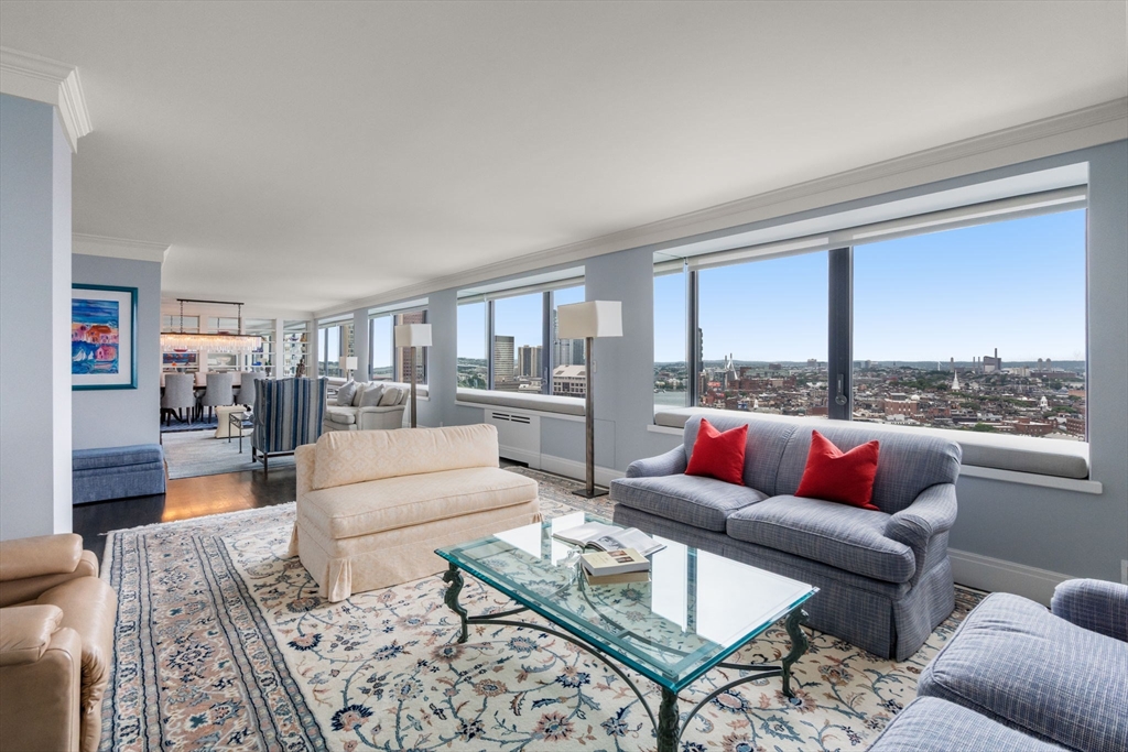85 E India Row, Boston, Massachusetts, 2 Bedrooms Bedrooms, 5 Rooms Rooms,3 BathroomsBathrooms,Residential,For Sale,E India Row,73544787